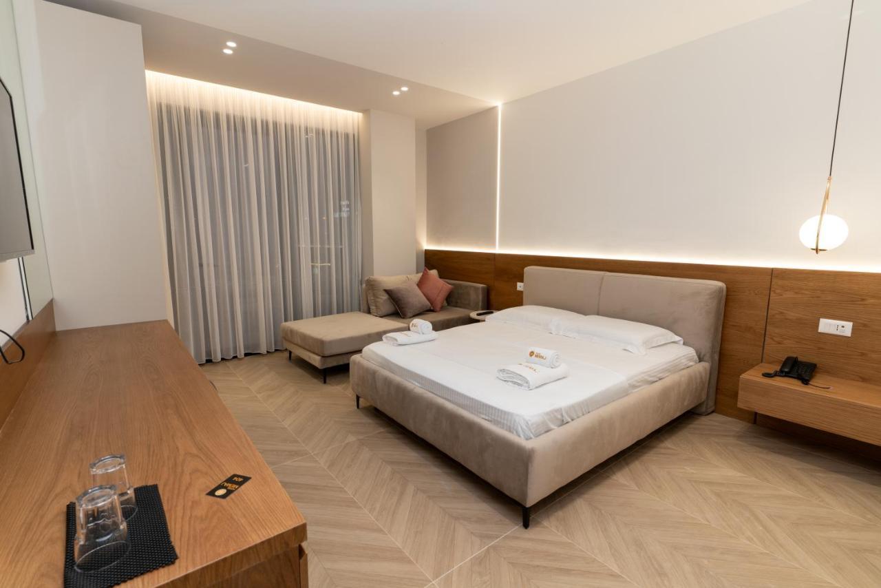 Hotel Memaj Ksamil Luaran gambar