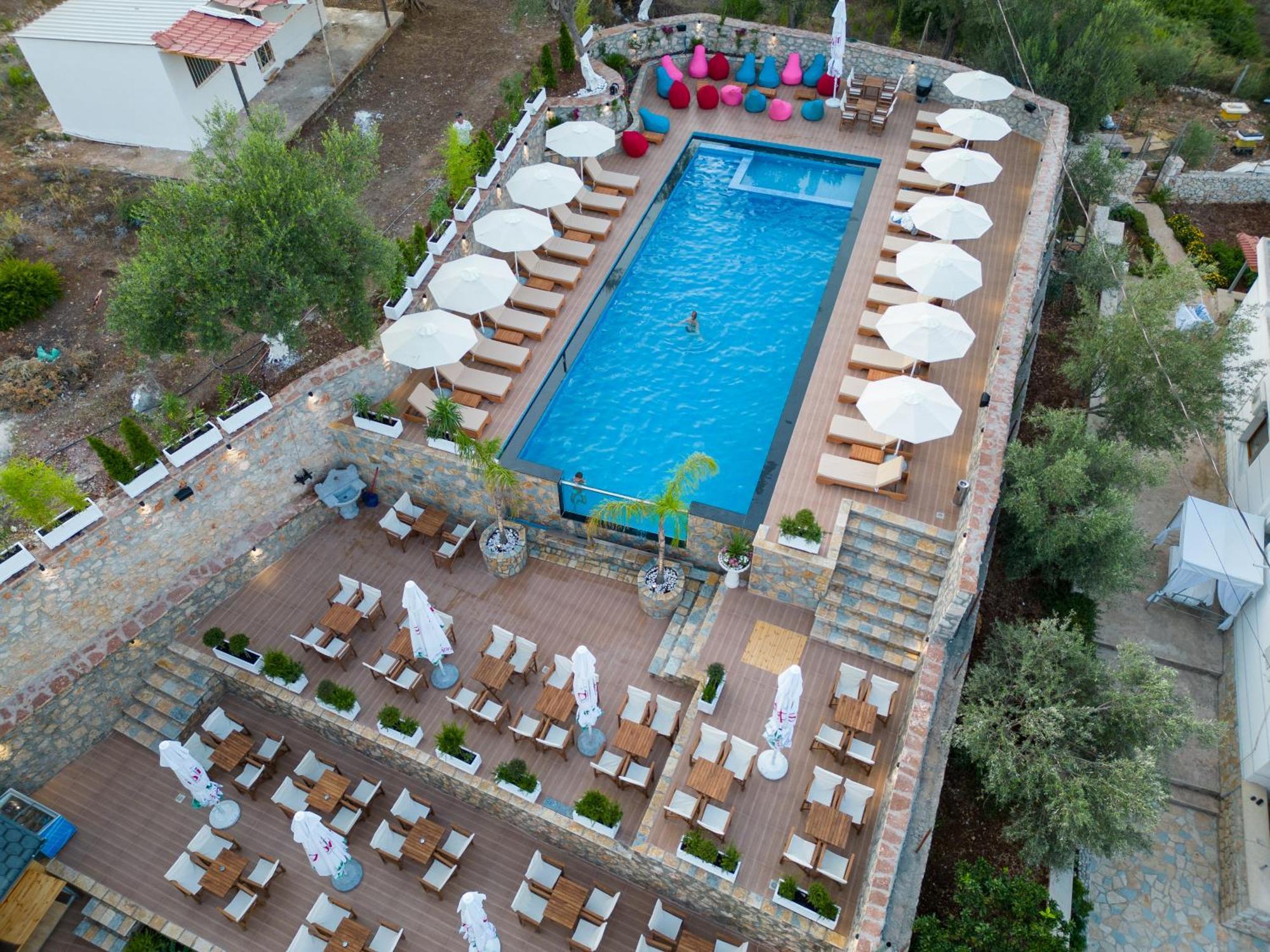 Hotel Memaj Ksamil Luaran gambar