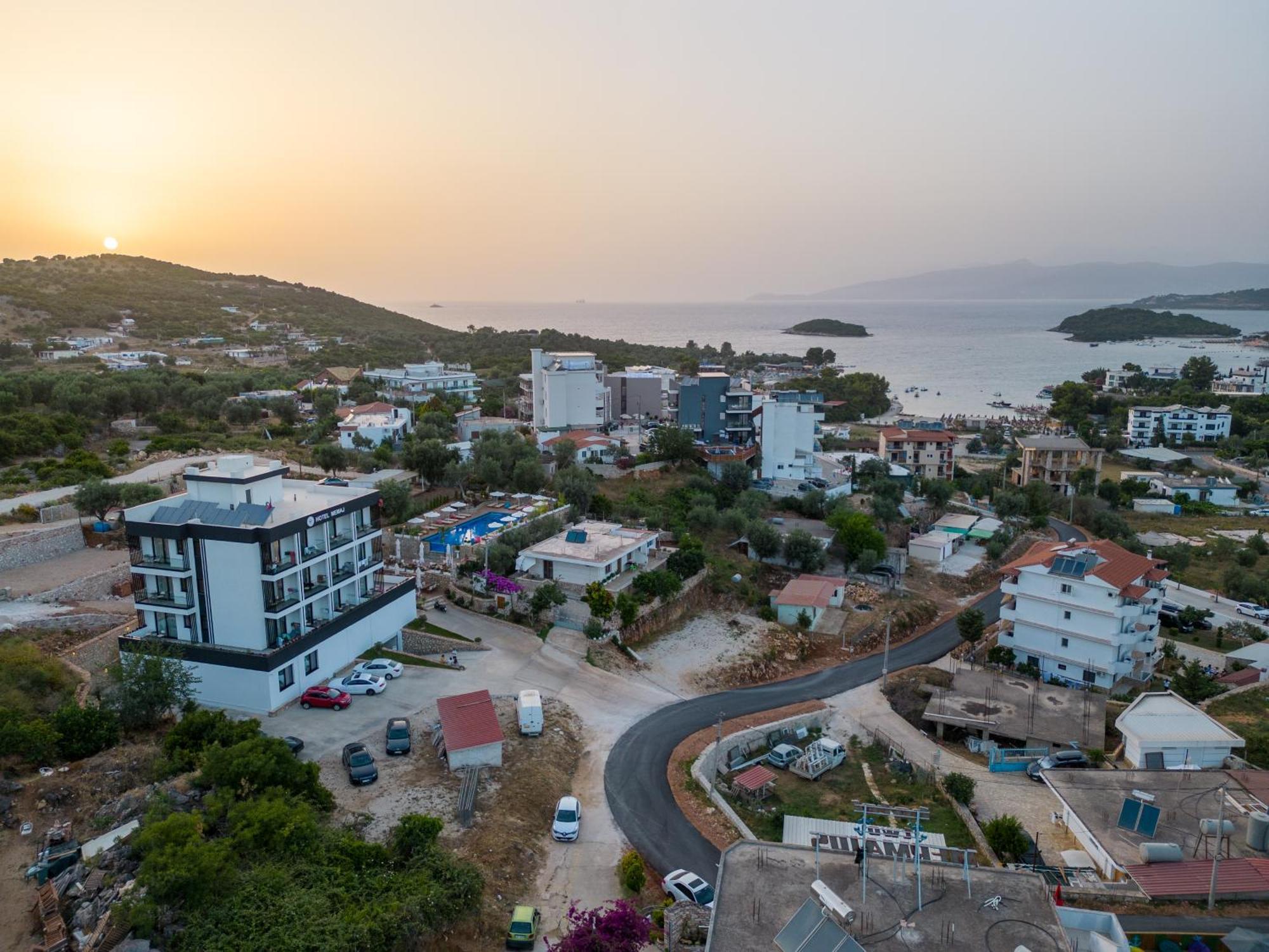 Hotel Memaj Ksamil Luaran gambar